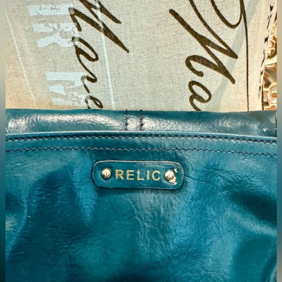 EUC: Relic Teal Crossbody Clutch Purse w/ Built in Wallet - Picture 5 of 10